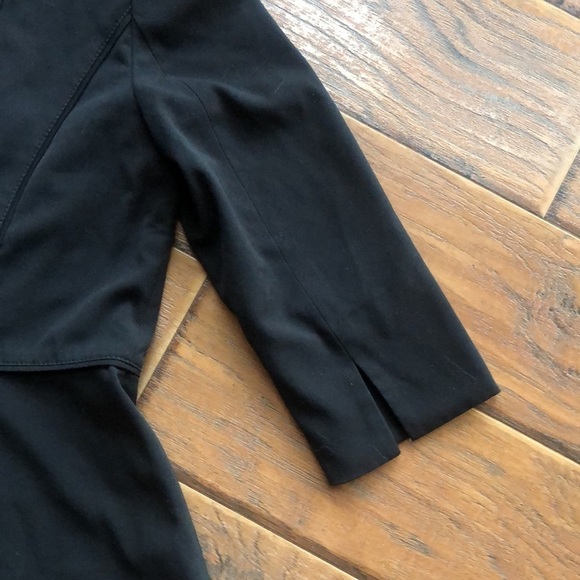 - WHBM Blazer - Size 6 - Picture 13 of 16